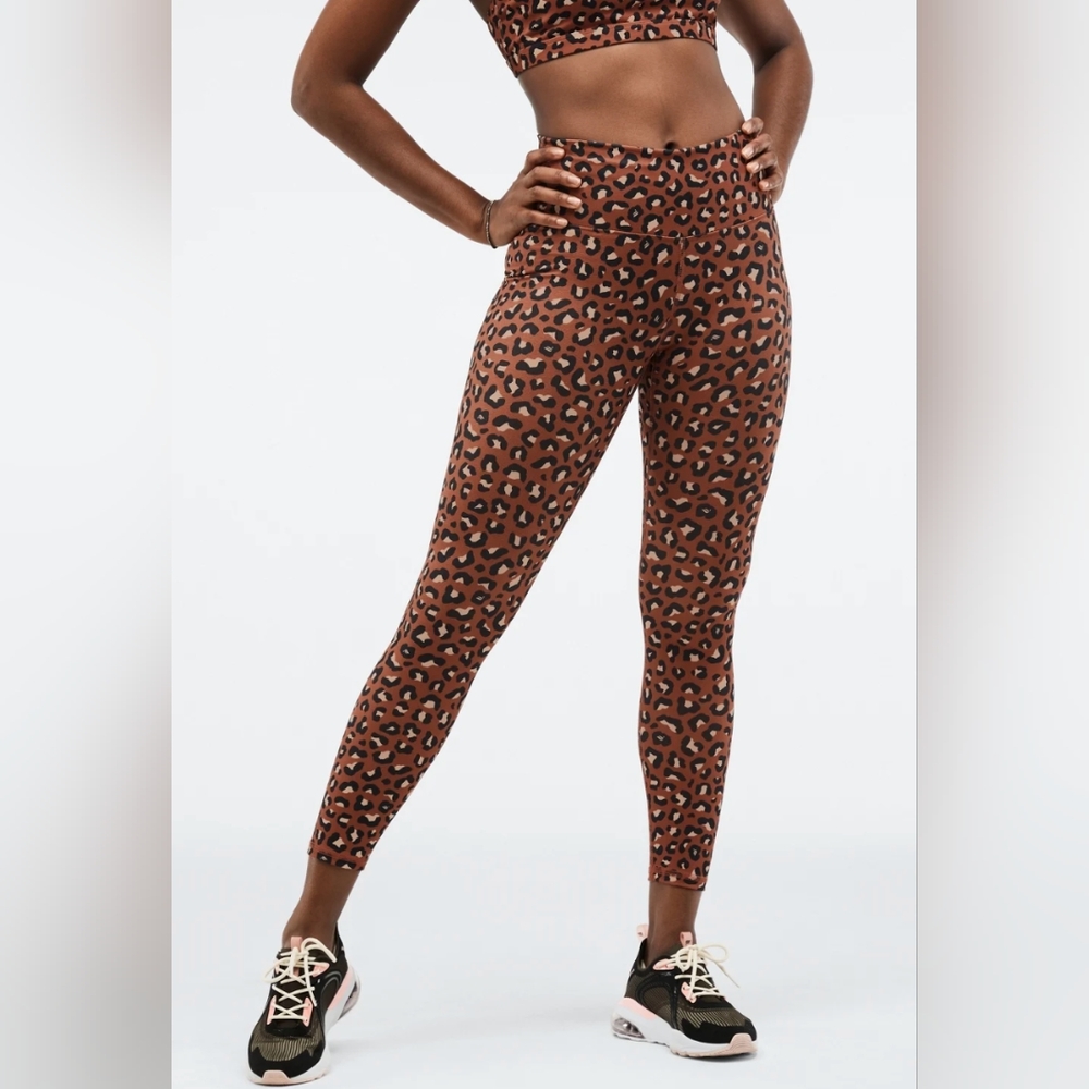 Fabletics large cheetah print Boost PowerHold® High-Waisted 7/8 Legging